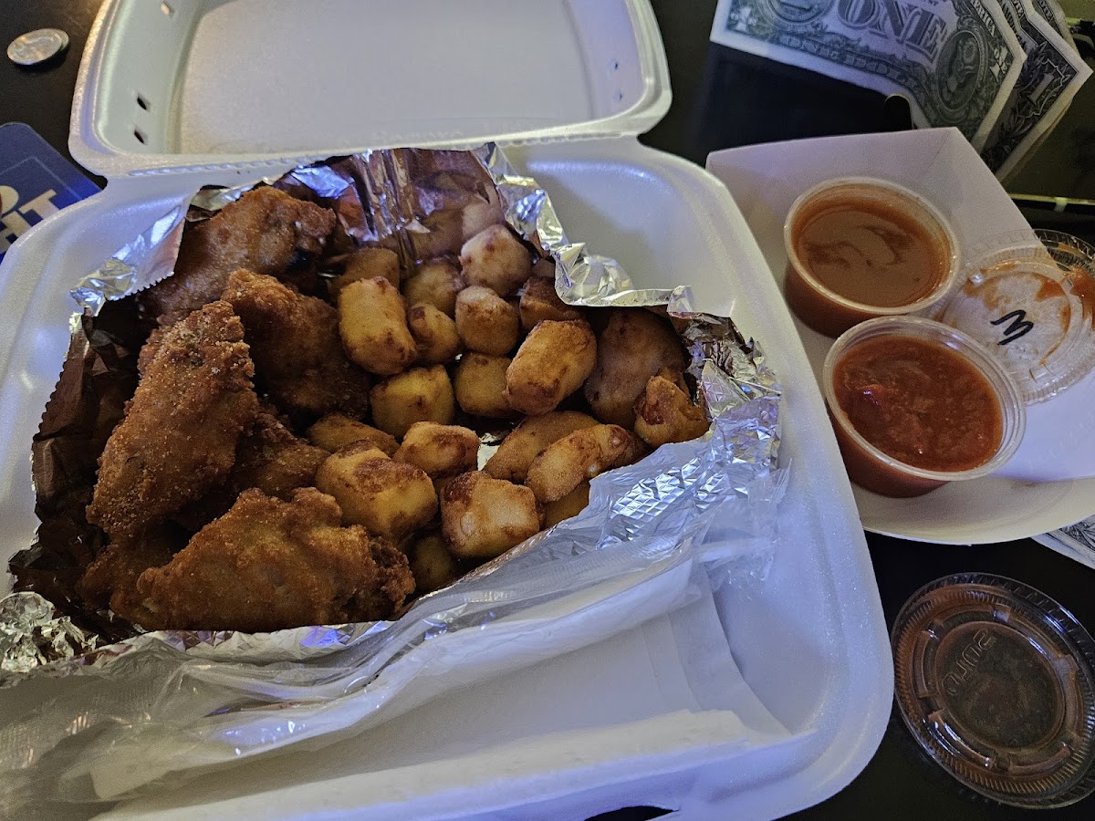 T & T Tavern Photos 2